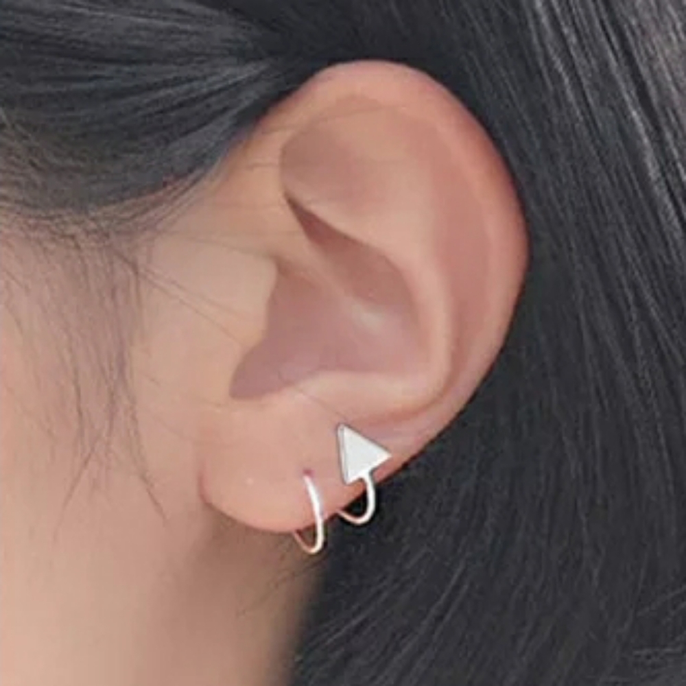 Triangle Spiral Ear Stud- silver